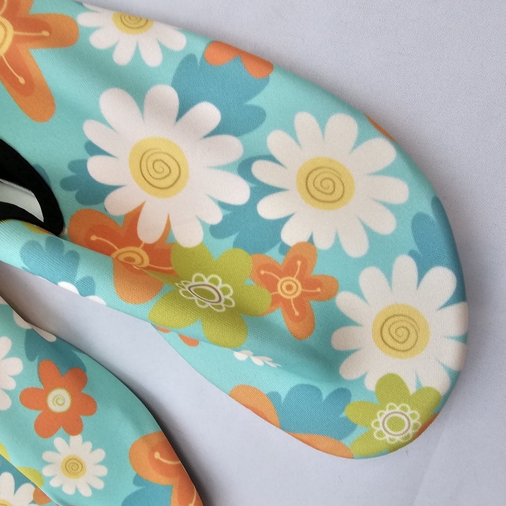 NWT, Ladies Floral Design Water Shoes Yellow, Aqua Multi Color Women's Size 6-10 - Picture 8 of 11